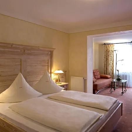 Hotel Sonnenhang 3*