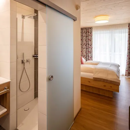 Hotel Sonnenhang 3*